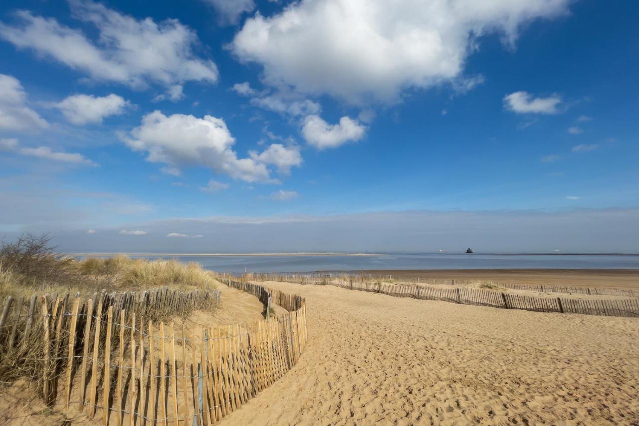 Den Of Joy Humberston Fitties Sleeps 6,Hot Tub,Log Burner Cleethorpes Exterior foto
