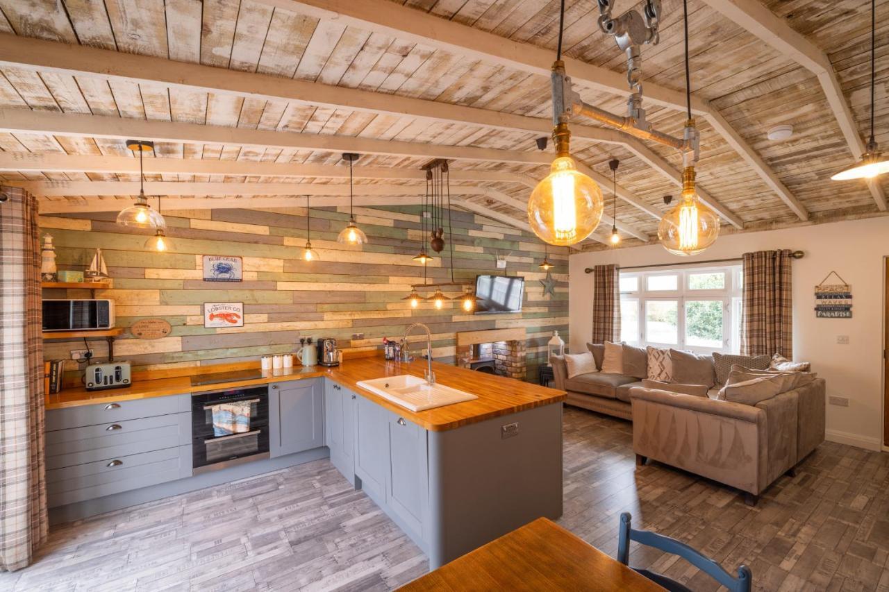 Den Of Joy Humberston Fitties Sleeps 6,Hot Tub,Log Burner Cleethorpes Exterior foto